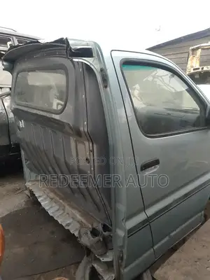 Toyota Hiace Front Cut/D4d Front Cut