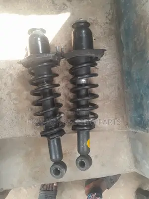 Toyota Corolla 09 Back Shocks Absorbers