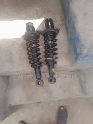 Toyota Corolla 09 Back Shocks Absorbers