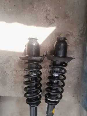 Toyota Corolla 09 Back Shocks Absorbers