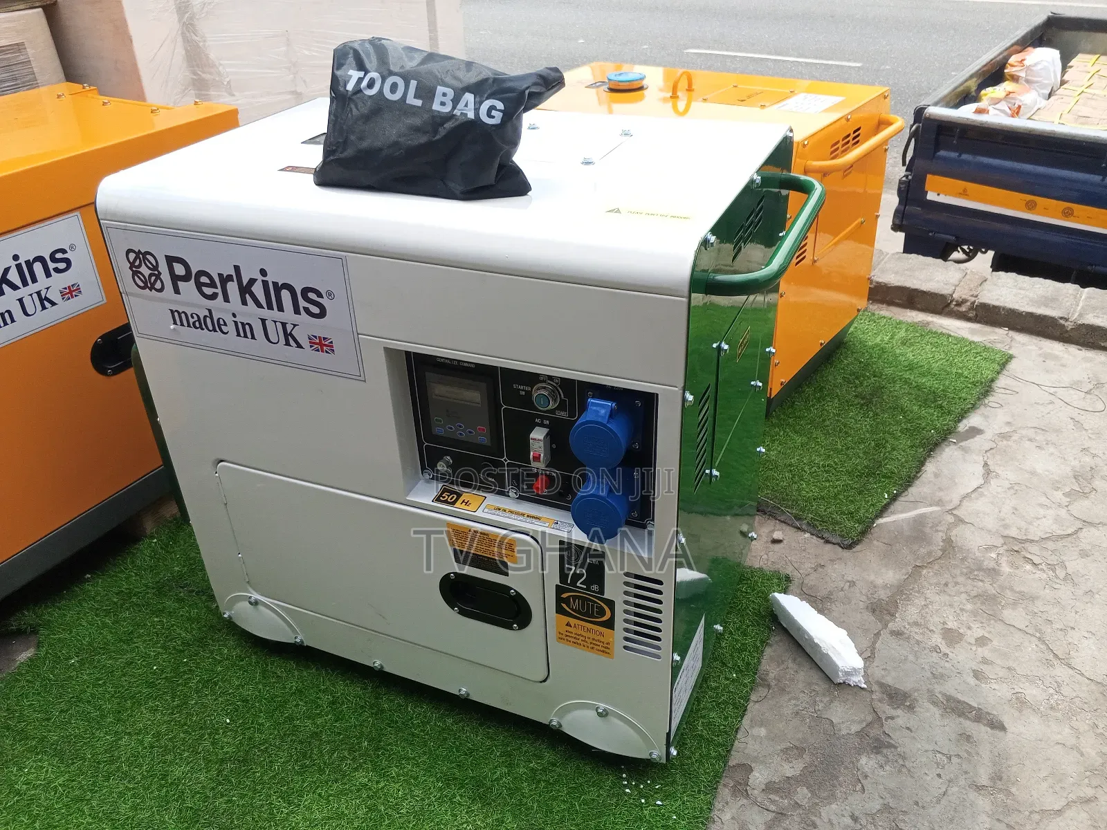 16500w Perkins Generator Generator With a Tool Bag