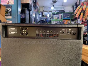 Yamaha Kb400 Keyboard Combo