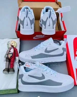 Original Nike React White