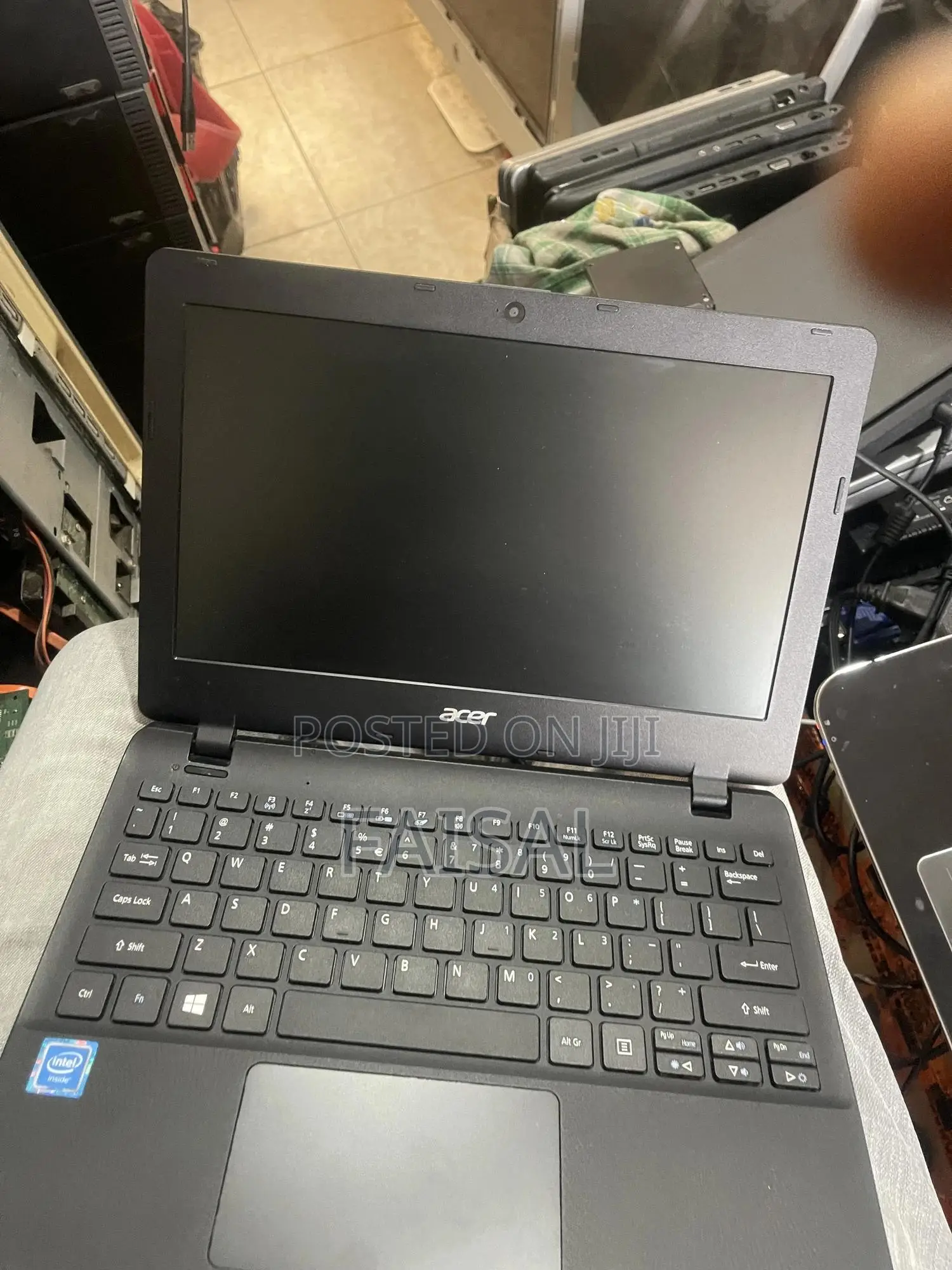 Laptop Acer 4GB Intel SSD 32GB