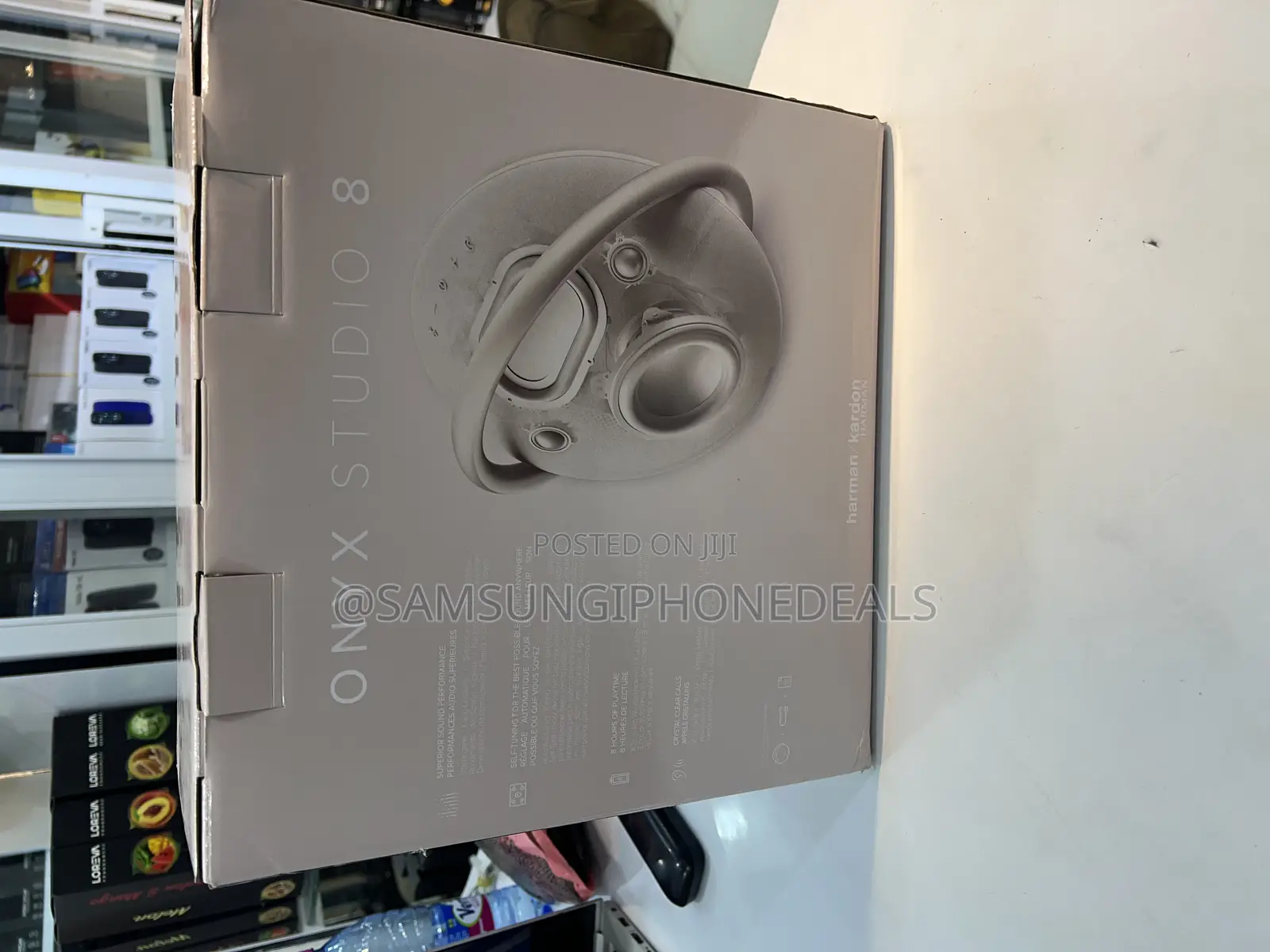 Onyx Studio 8