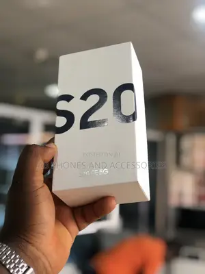 New Samsung Galaxy S20 FE 128 GB White