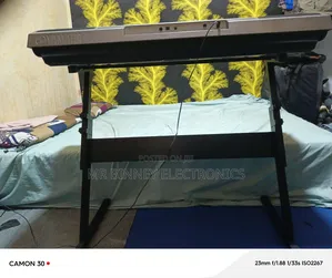 Z Type Keyboard Stand