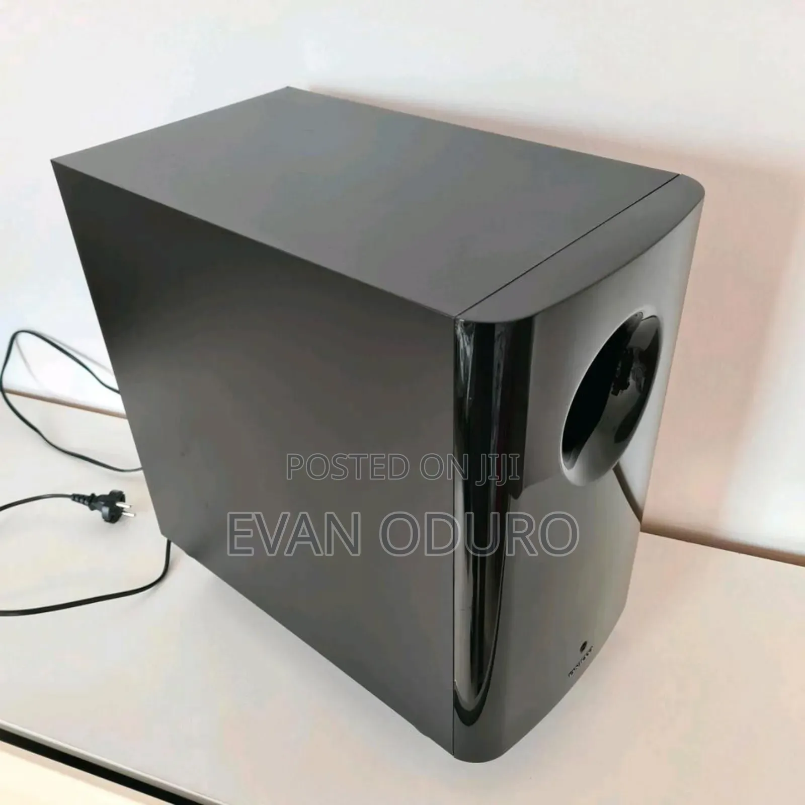 Powerful Onkyo 5.1 Full Set Bass and Surround Speakers