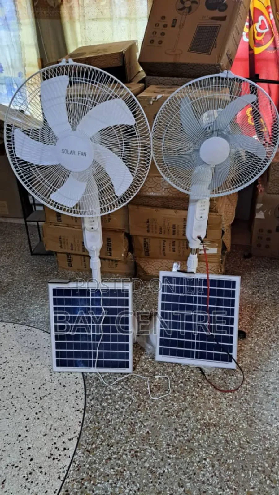 Rechargeable 16" Solar Fan