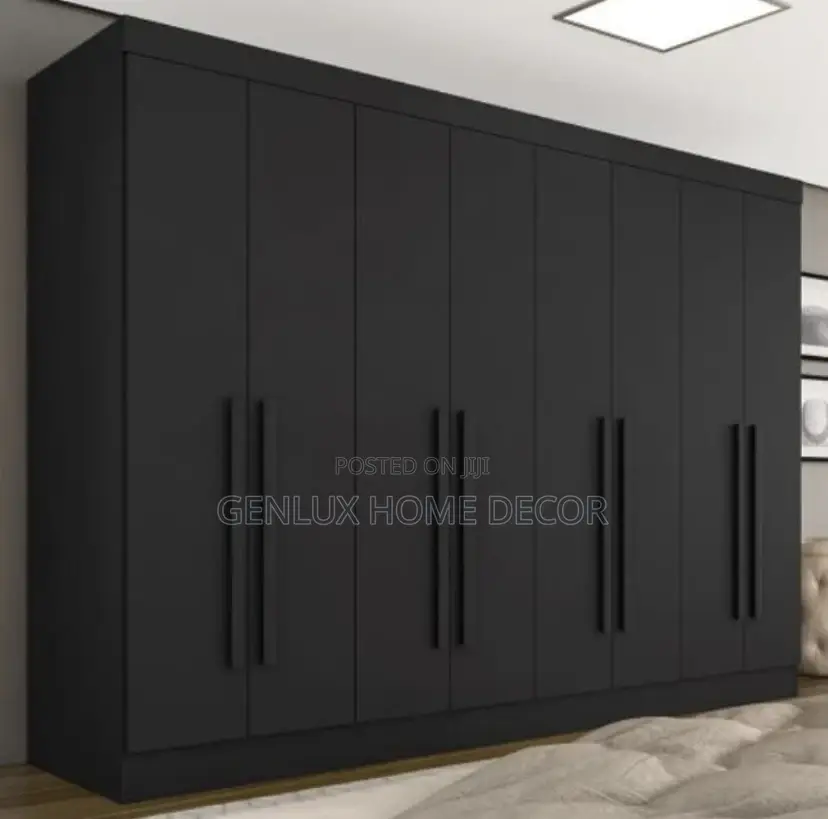Luxury Wardrobes With Built-in Drawers