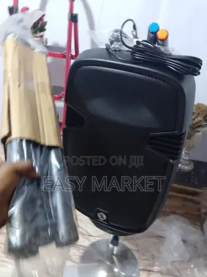 Chargeable Speaker 3 Mics and Stand