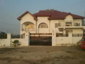 Furnished 3bdrm Mansion in Brother K Estate, Kumasi Metropolitan