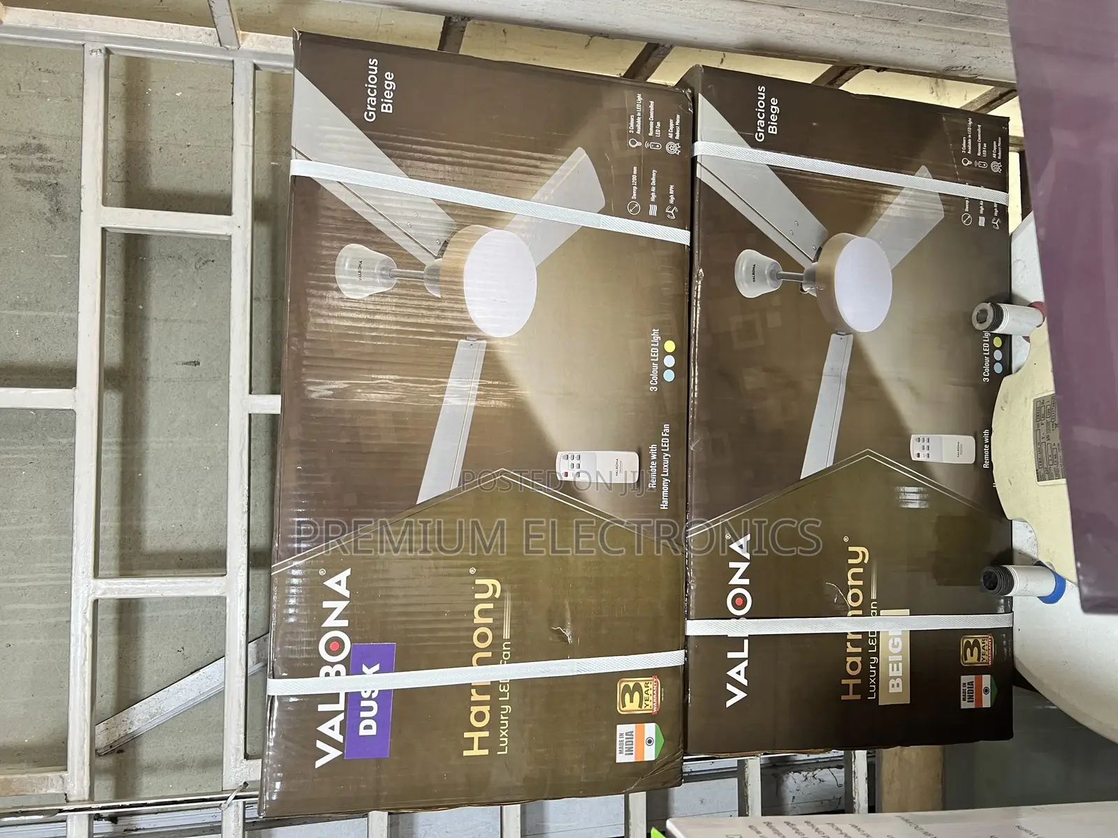 Valbona Brown/White | LED Lights, Remote Control 48” Ceiling