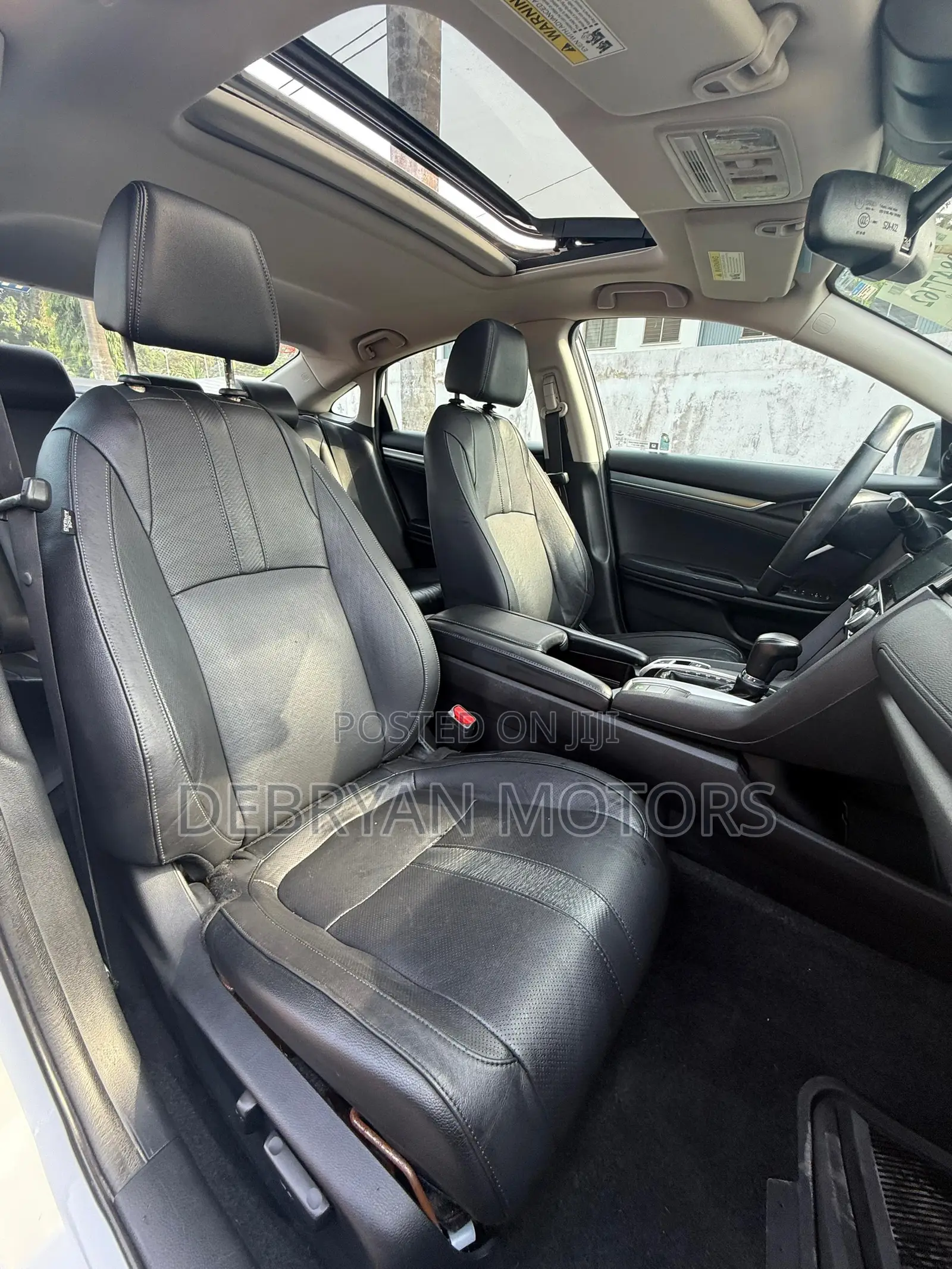 Honda Civic Touring Sedan 2018 White