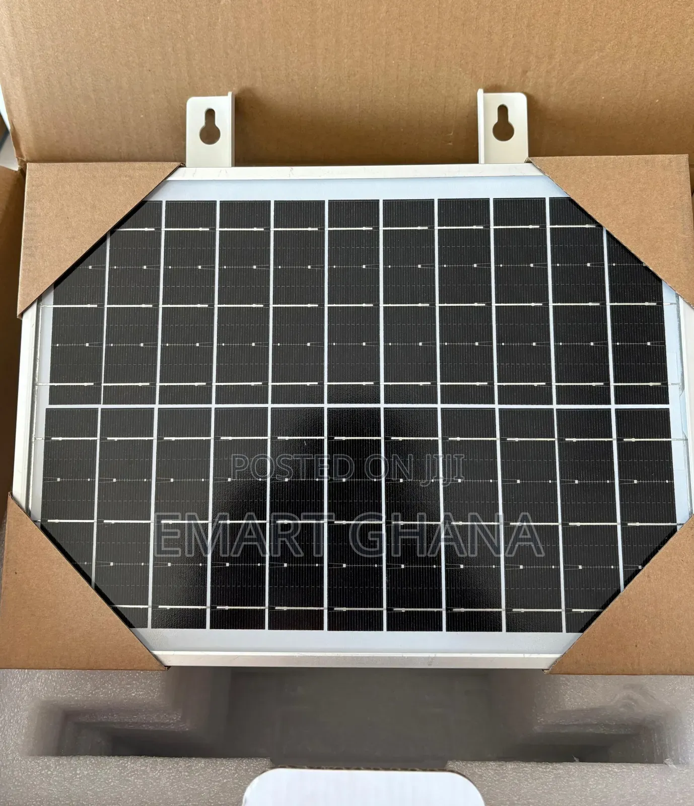 Hikvision 4MP Pro Solar-Powered Security PT Camera 4MM