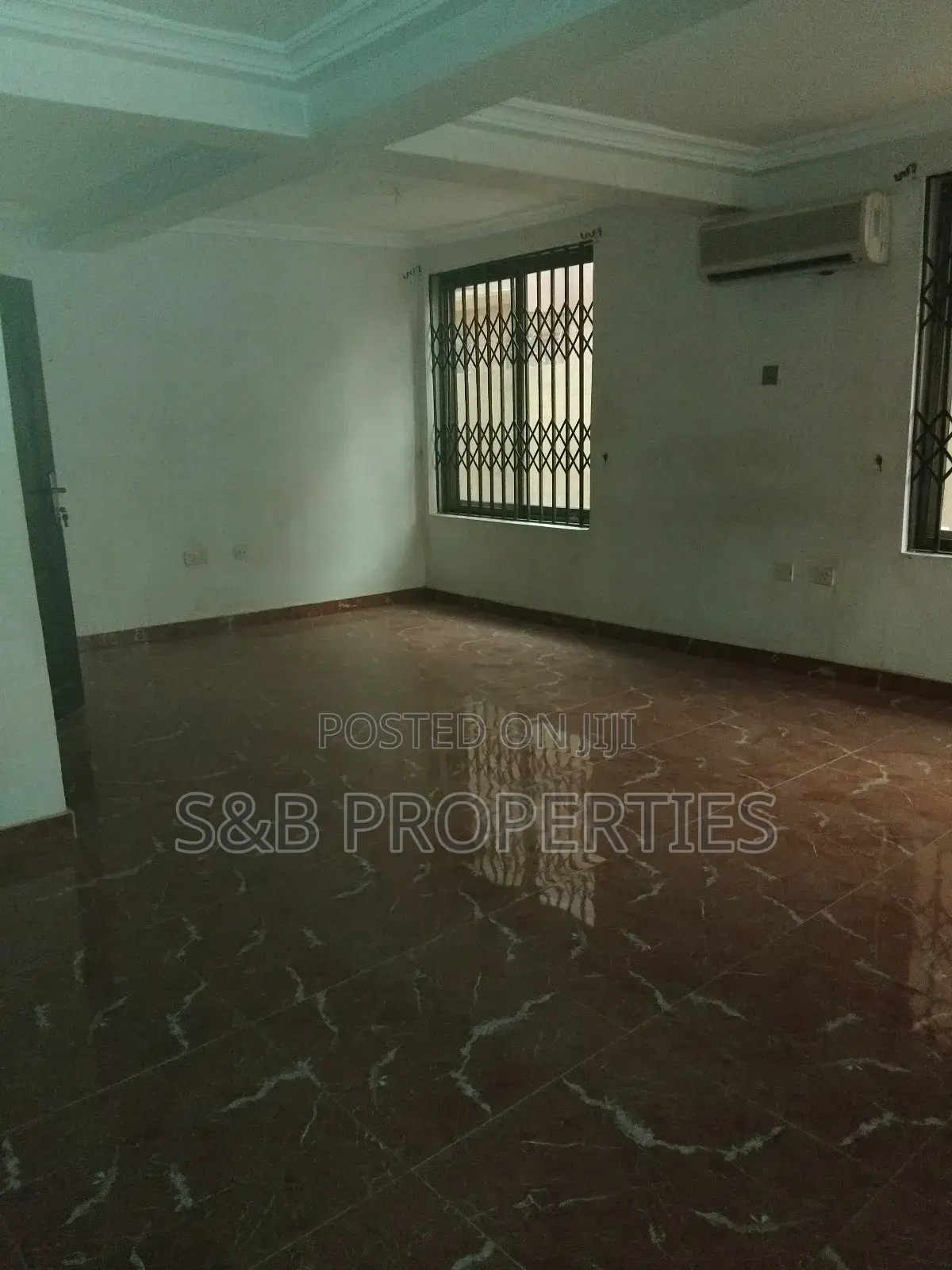 4bdrm House in Ashomang Estate for sale