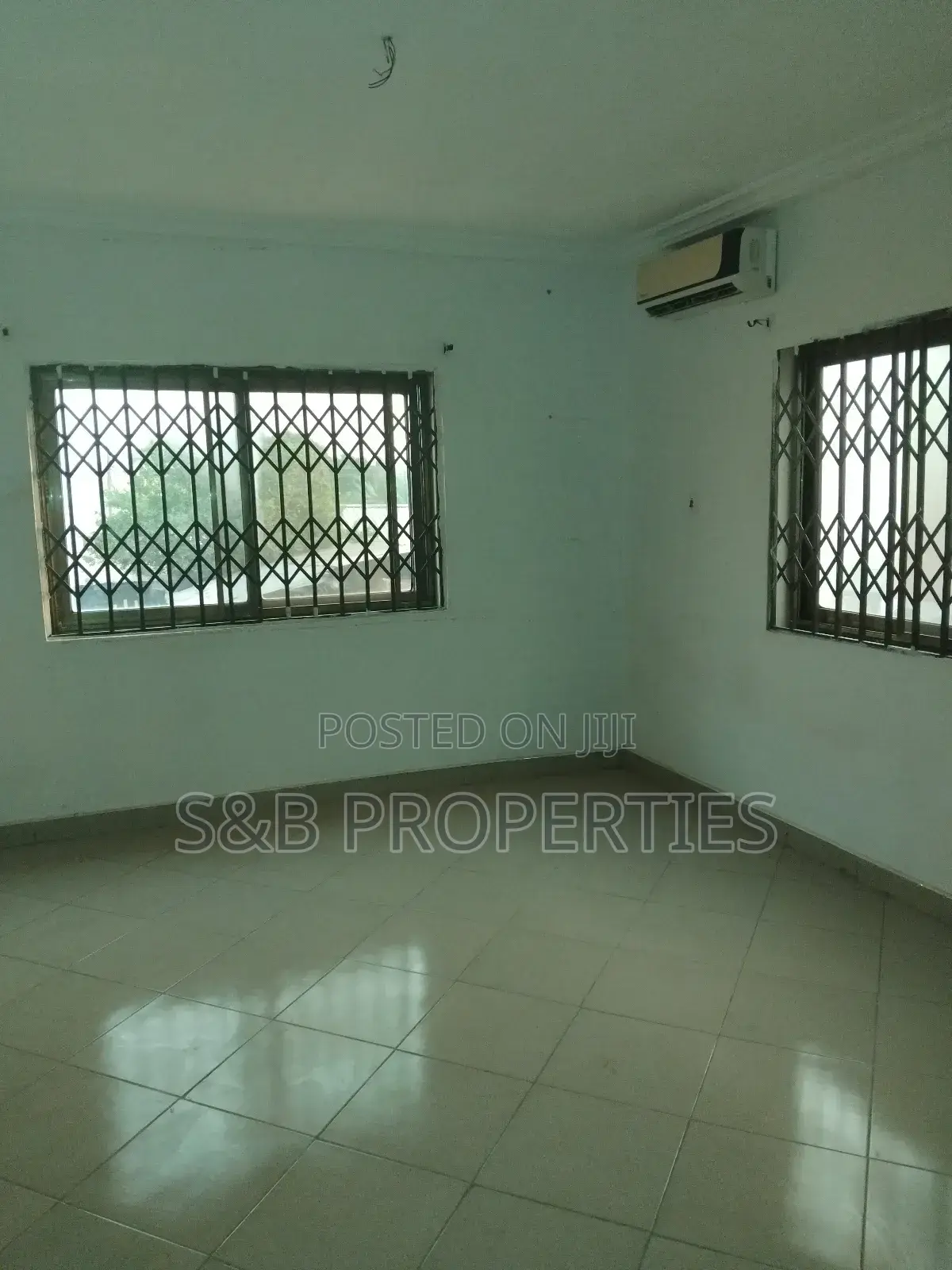 4bdrm House in Ashomang Estate for sale
