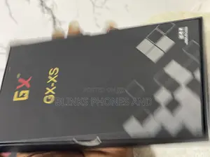 XS Screen.