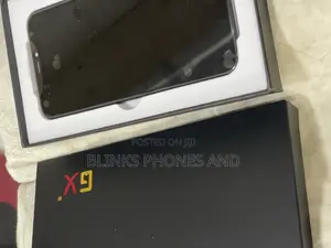 XS Screen.