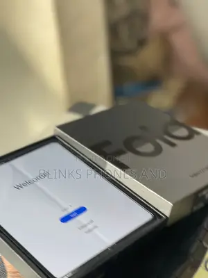 New Samsung Galaxy Z Fold4 256 GB Black