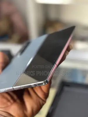 New Samsung Galaxy Z Fold4 256 GB Blue
