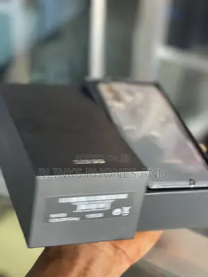 New Samsung Galaxy S20 128 GB Gray