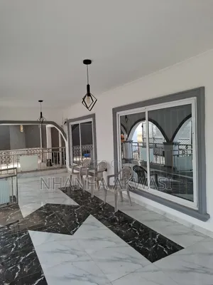 5bdrm House in Community 12, Tema Metropolitan for rent