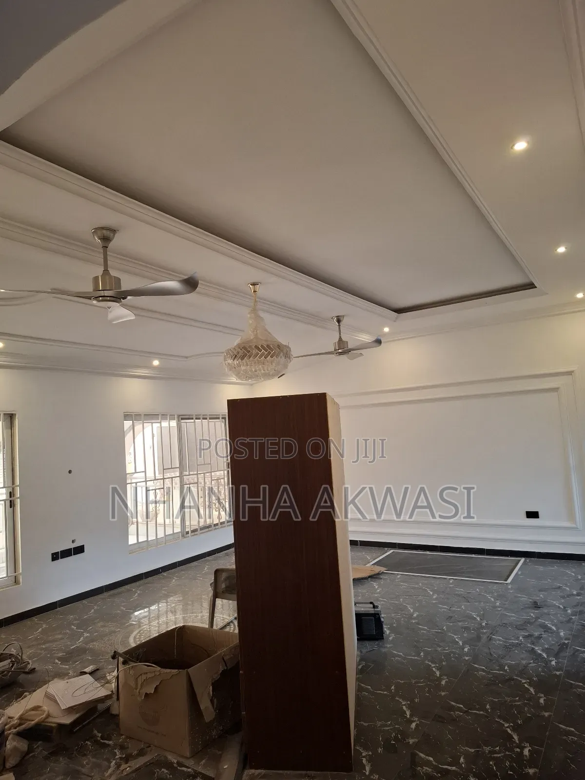 5bdrm House in Community 12, Tema Metropolitan for rent