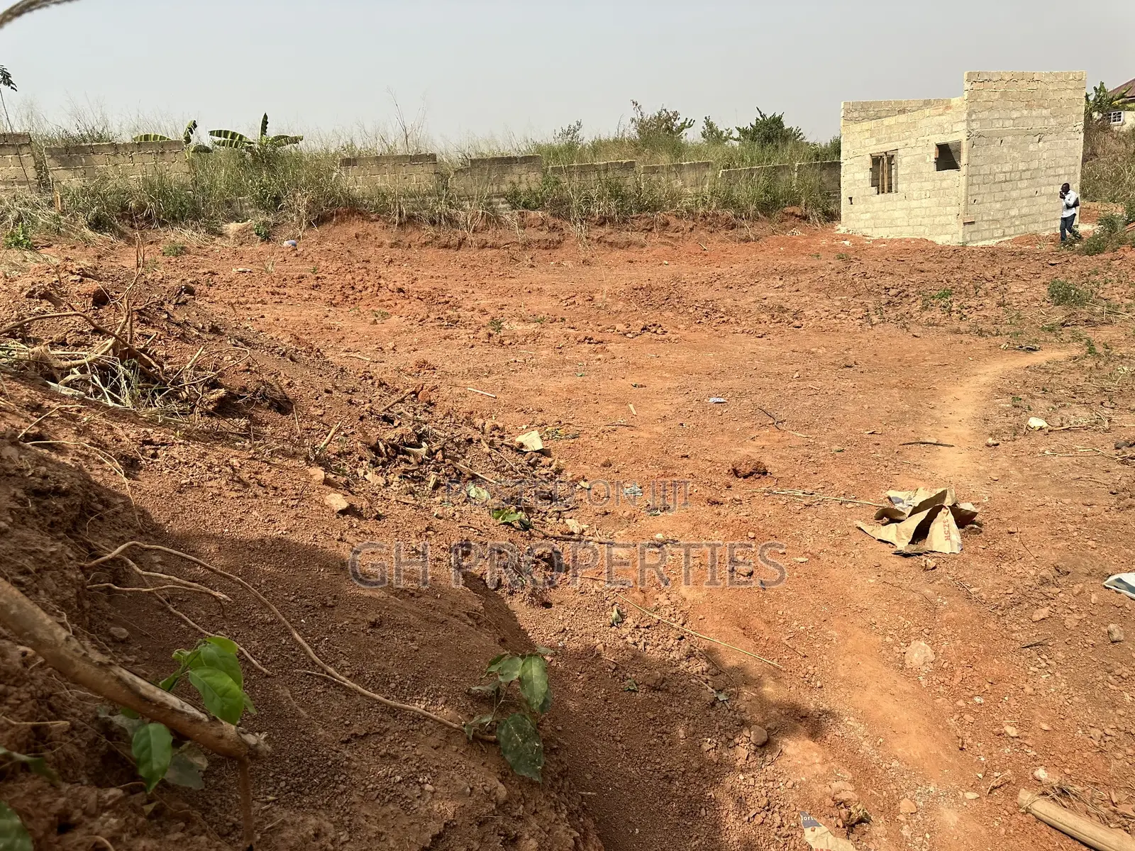 One Plot for Sale at Aboabo No2