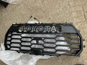 Tundra 2022,2023,2024 Front Shells / Grille Led