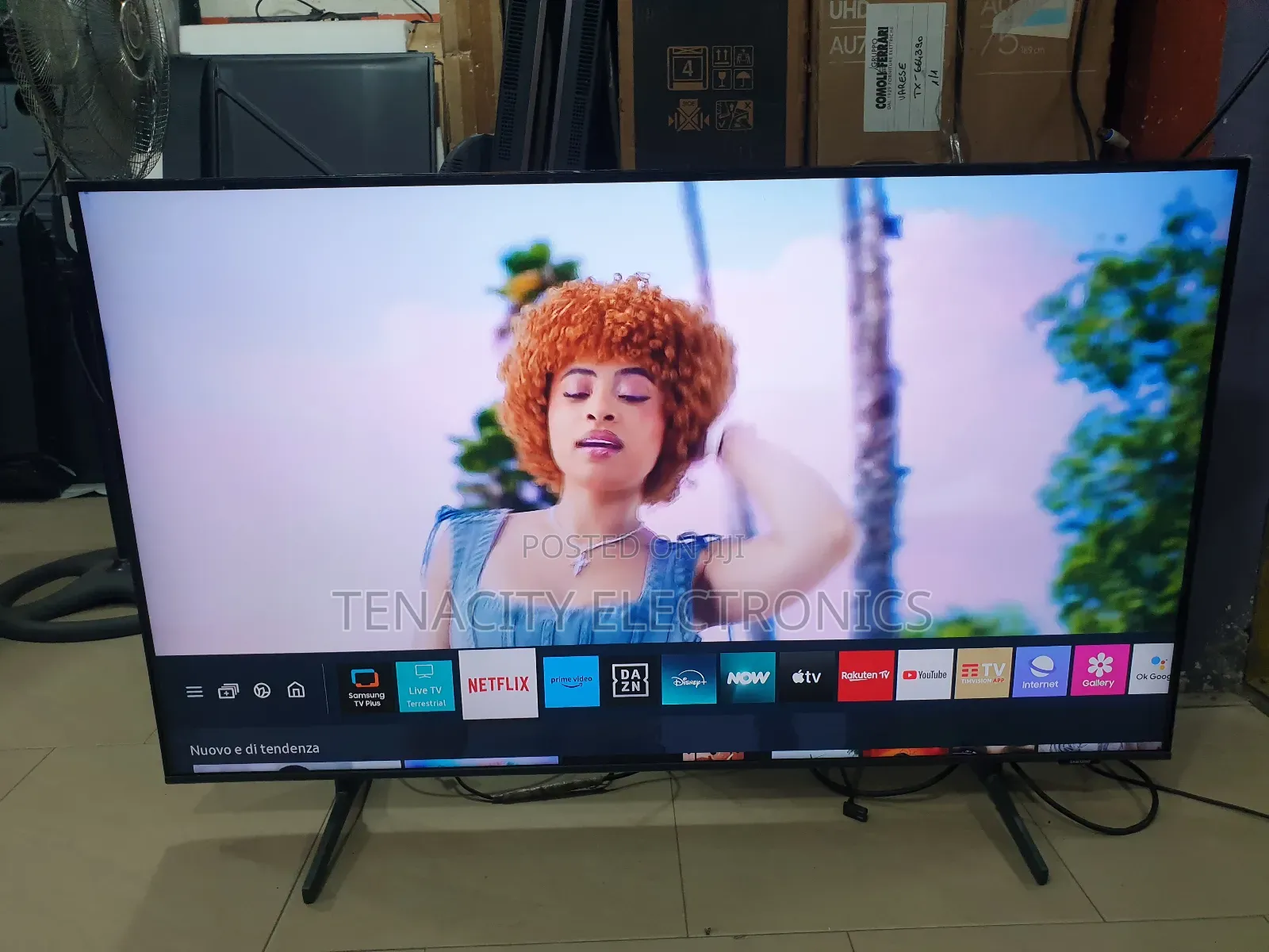 Airslim Qled Samsung 50"Uhd HDR Smart Satellite Tv