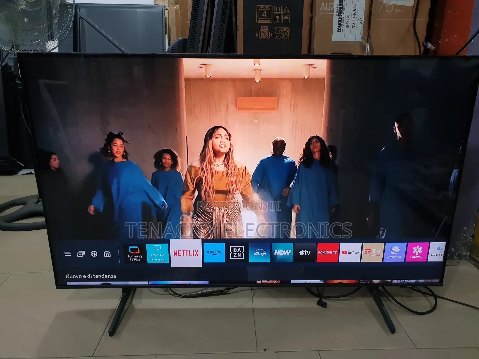 Airslim Qled Samsung 50"Uhd HDR Smart Satellite Tv