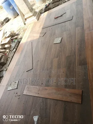 Tiles Workers Decor