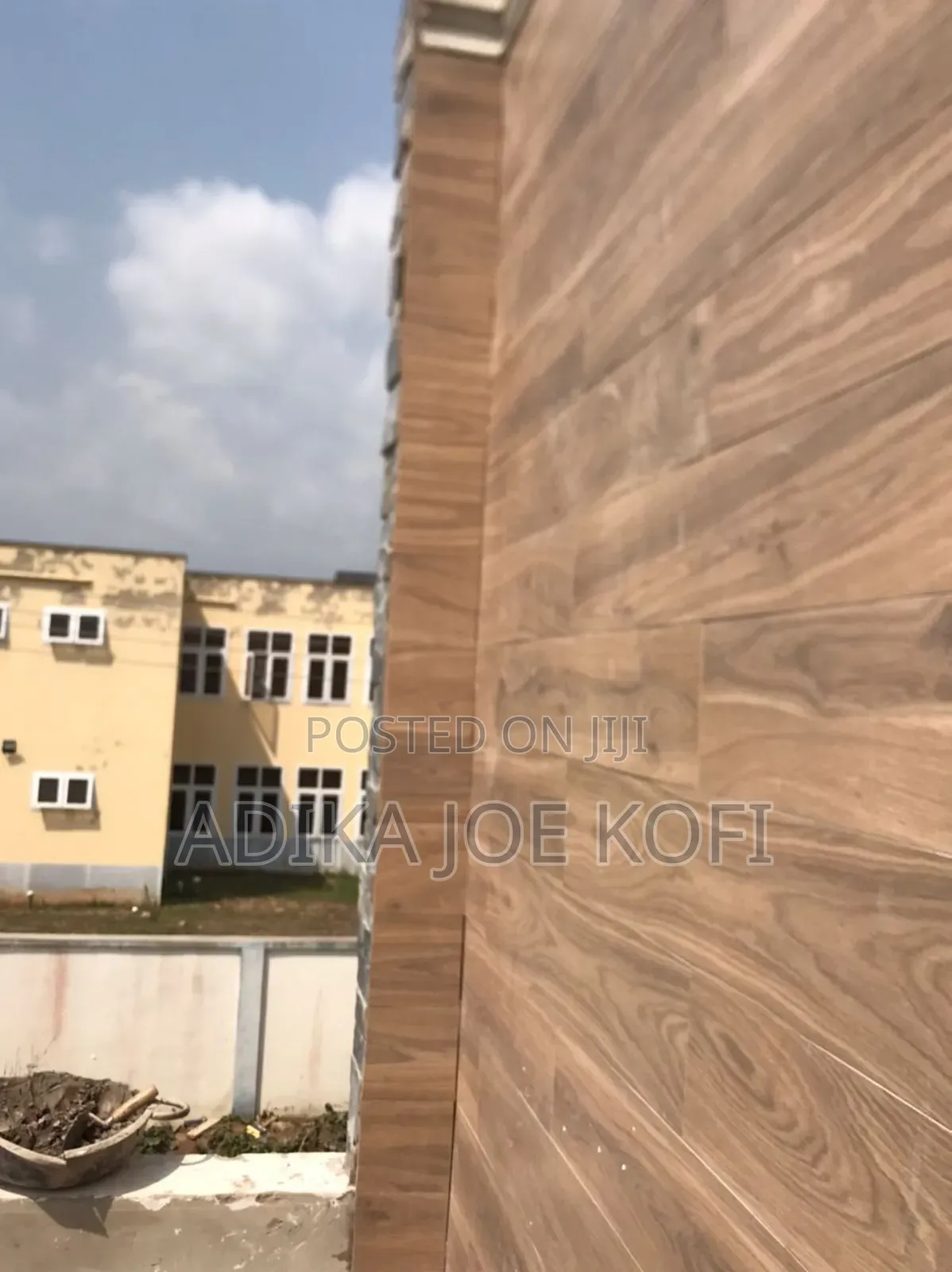 Tiles Workers Decor