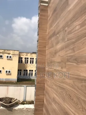 Tiles Workers Decor