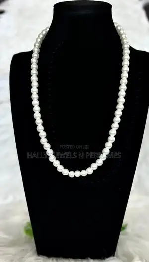 Pearl Necklace Set