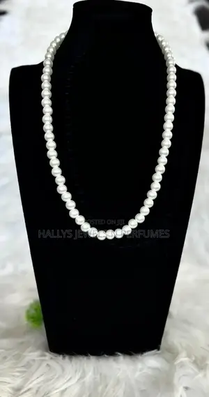 Pearl Necklace Set
