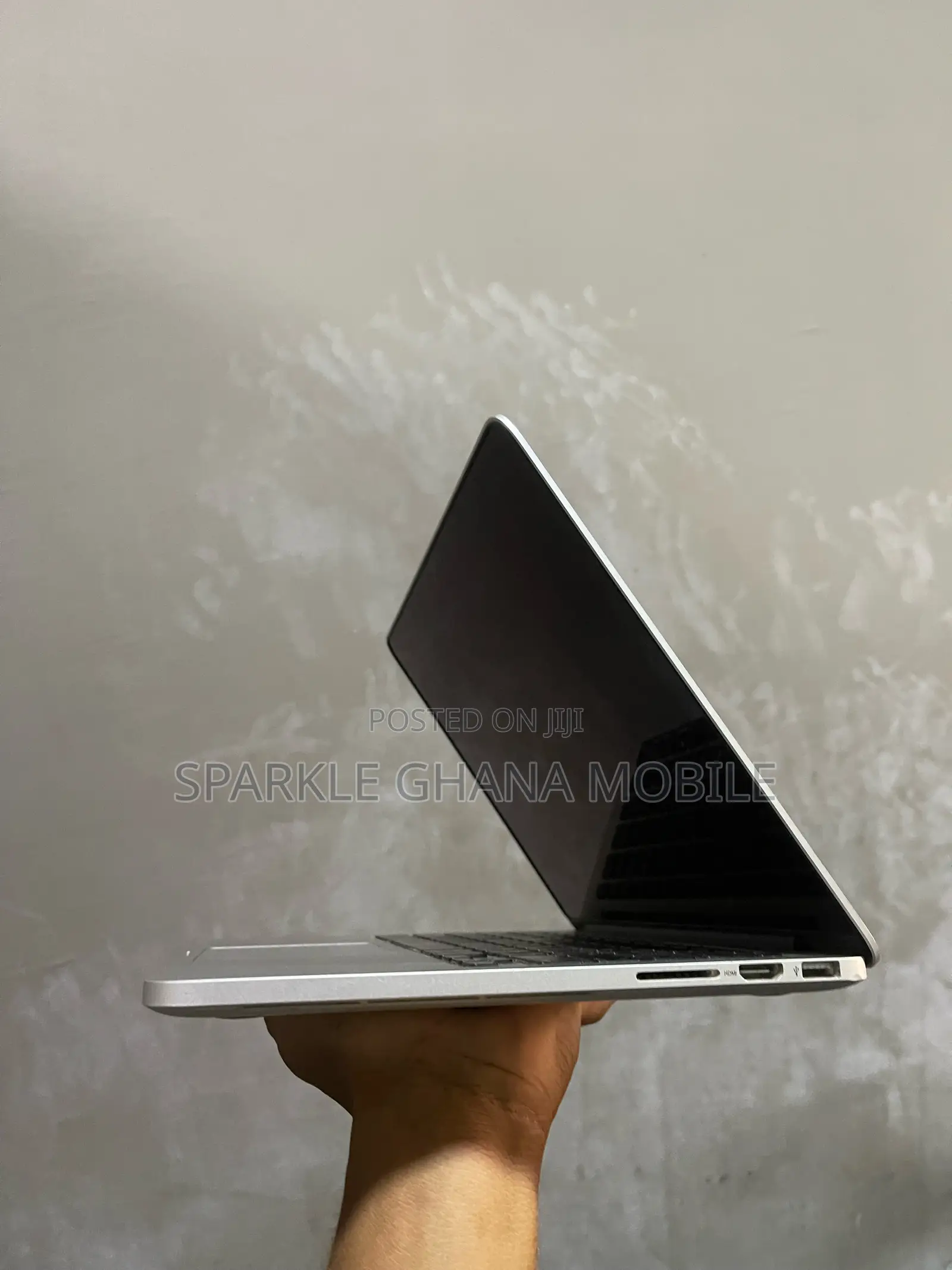 Laptop Apple MacBook Pro 2015 8GB Intel Core I5 SSD 512GB