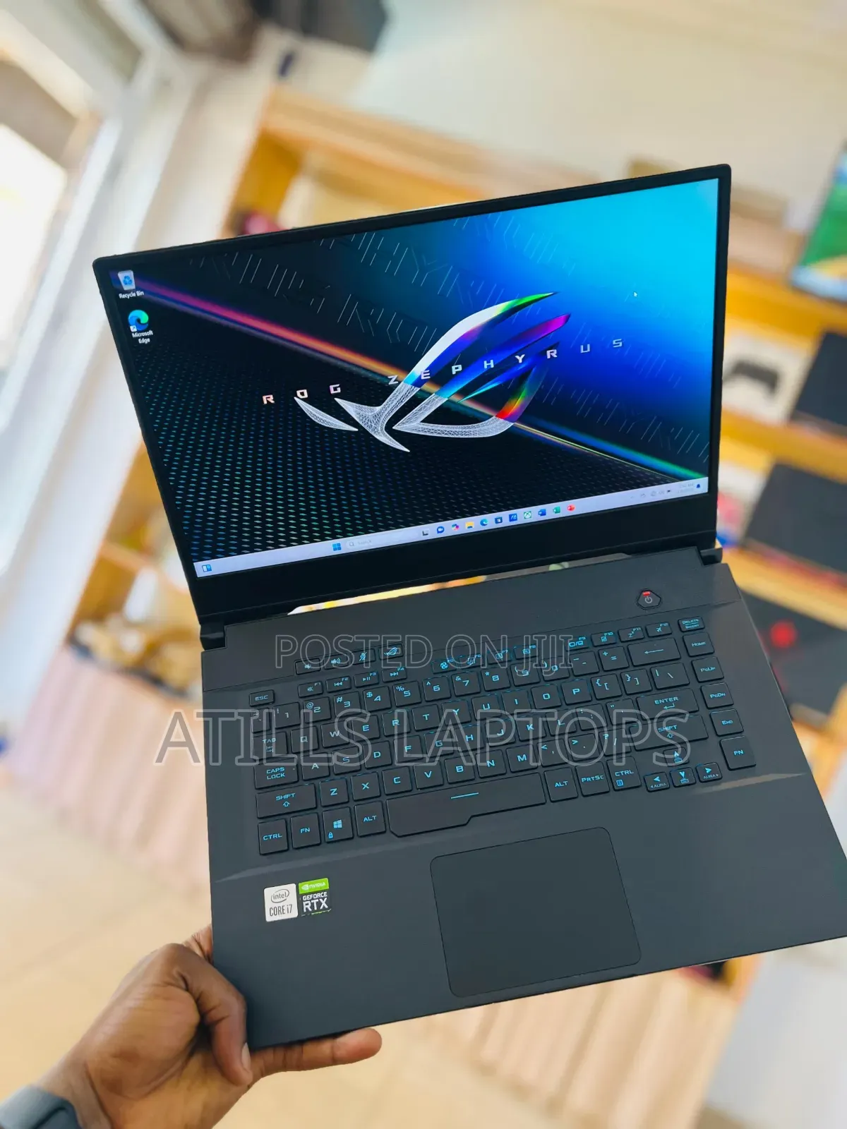 Laptop Asus ROG Zephyrus M15 GU502LU 16GB Intel Core I7 SSD 1T