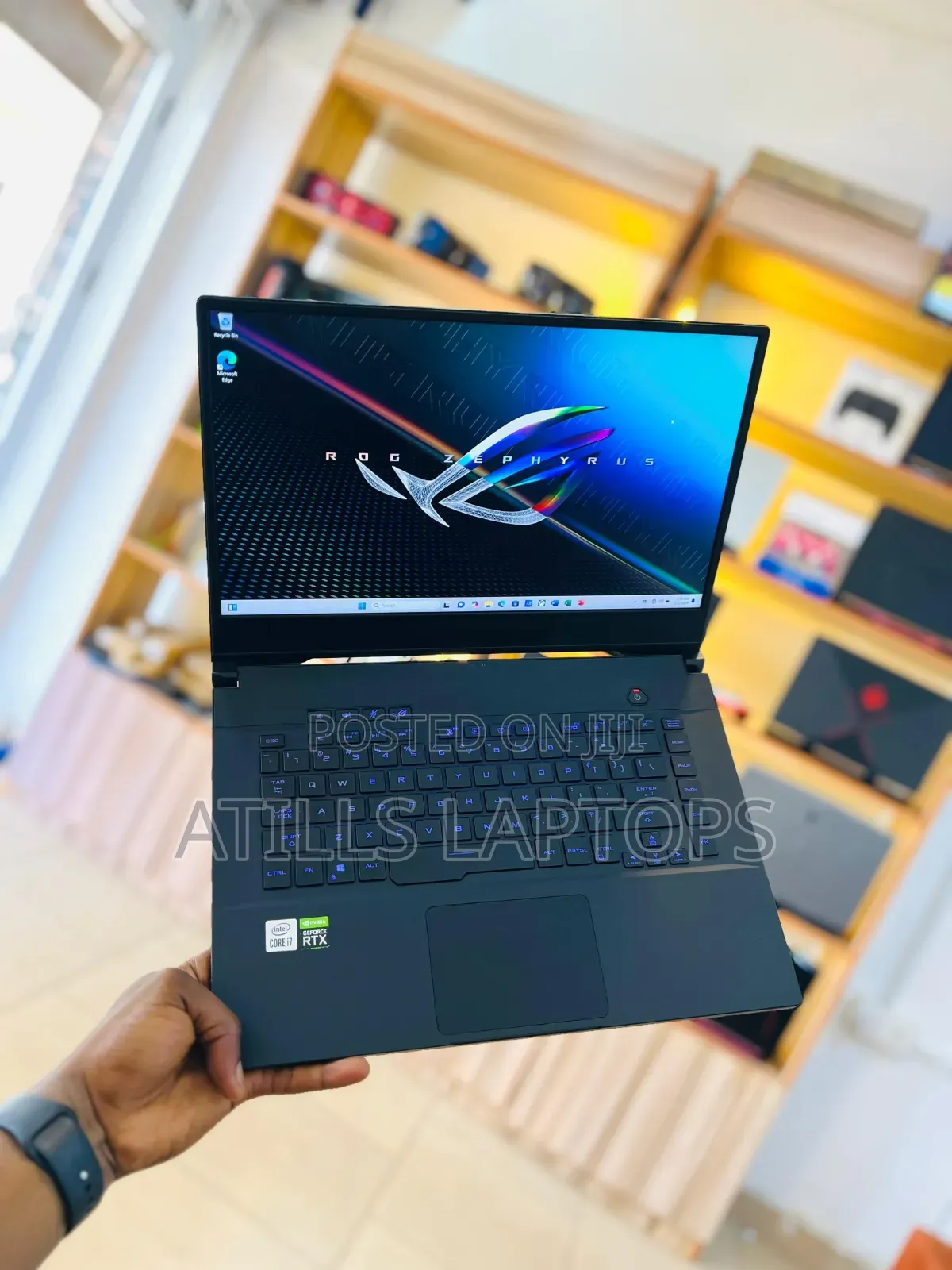 Laptop Asus ROG Zephyrus M15 GU502LU 16GB Intel Core I7 SSD 1T