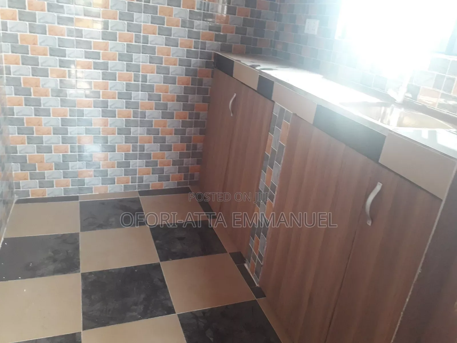1bdrm Room & Parlour in Amasaman 3 Junction, Pokuase for rent
