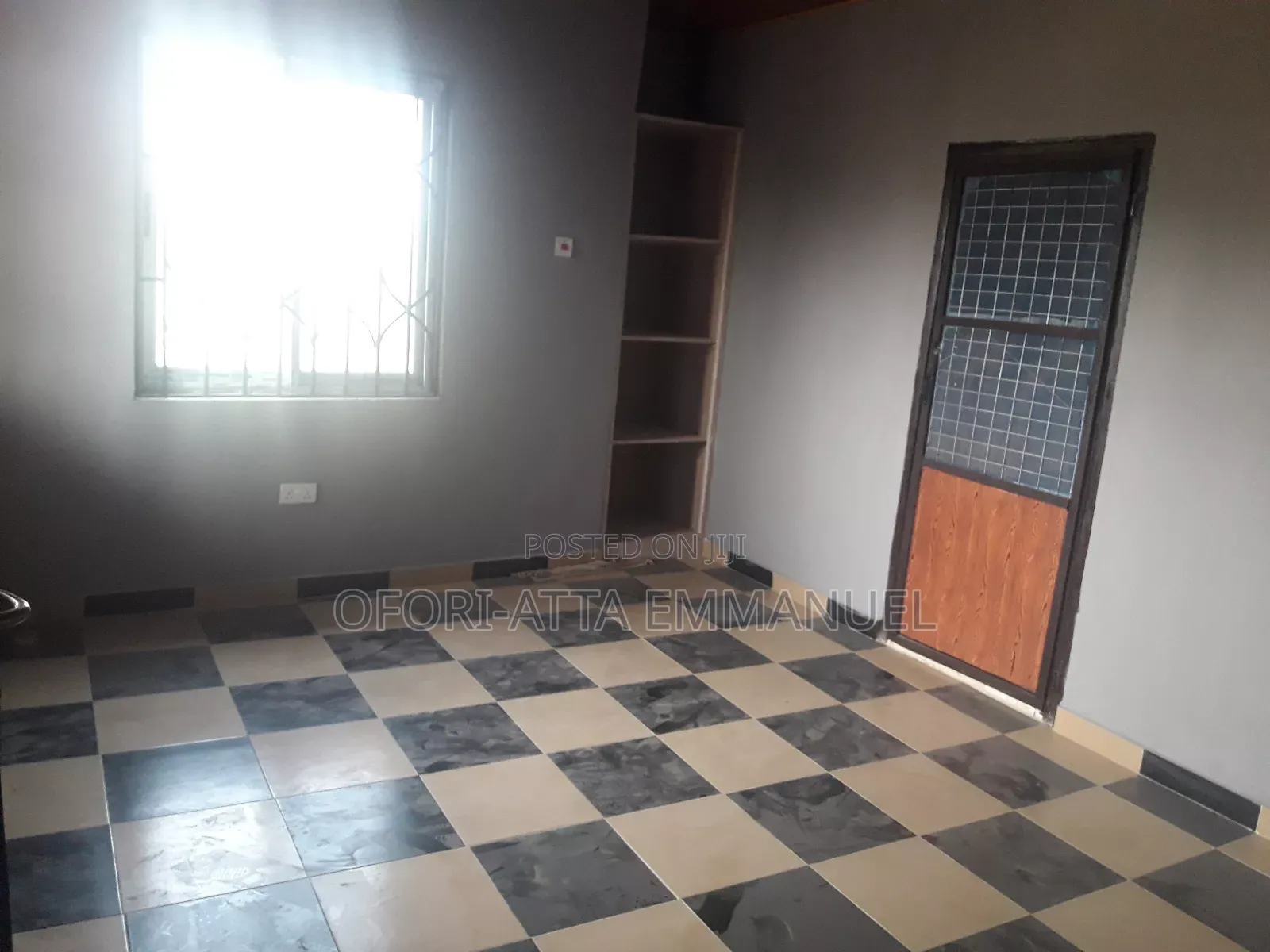 1bdrm Room & Parlour in Amasaman 3 Junction, Pokuase for rent