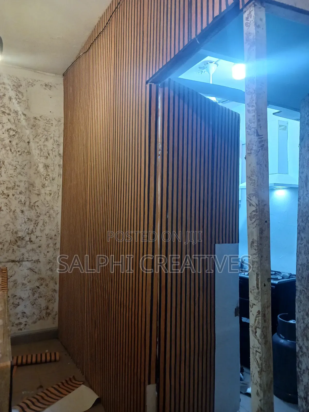 Wall Paper Instalation Pasting