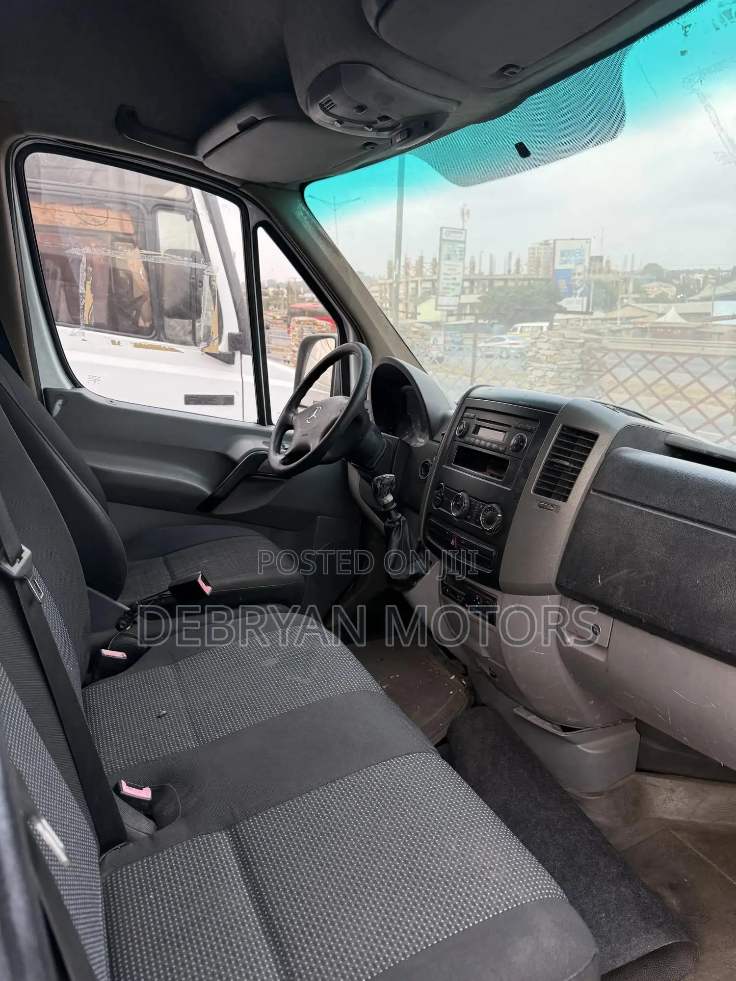 Mercedes-Benz Sprinter 2015 White