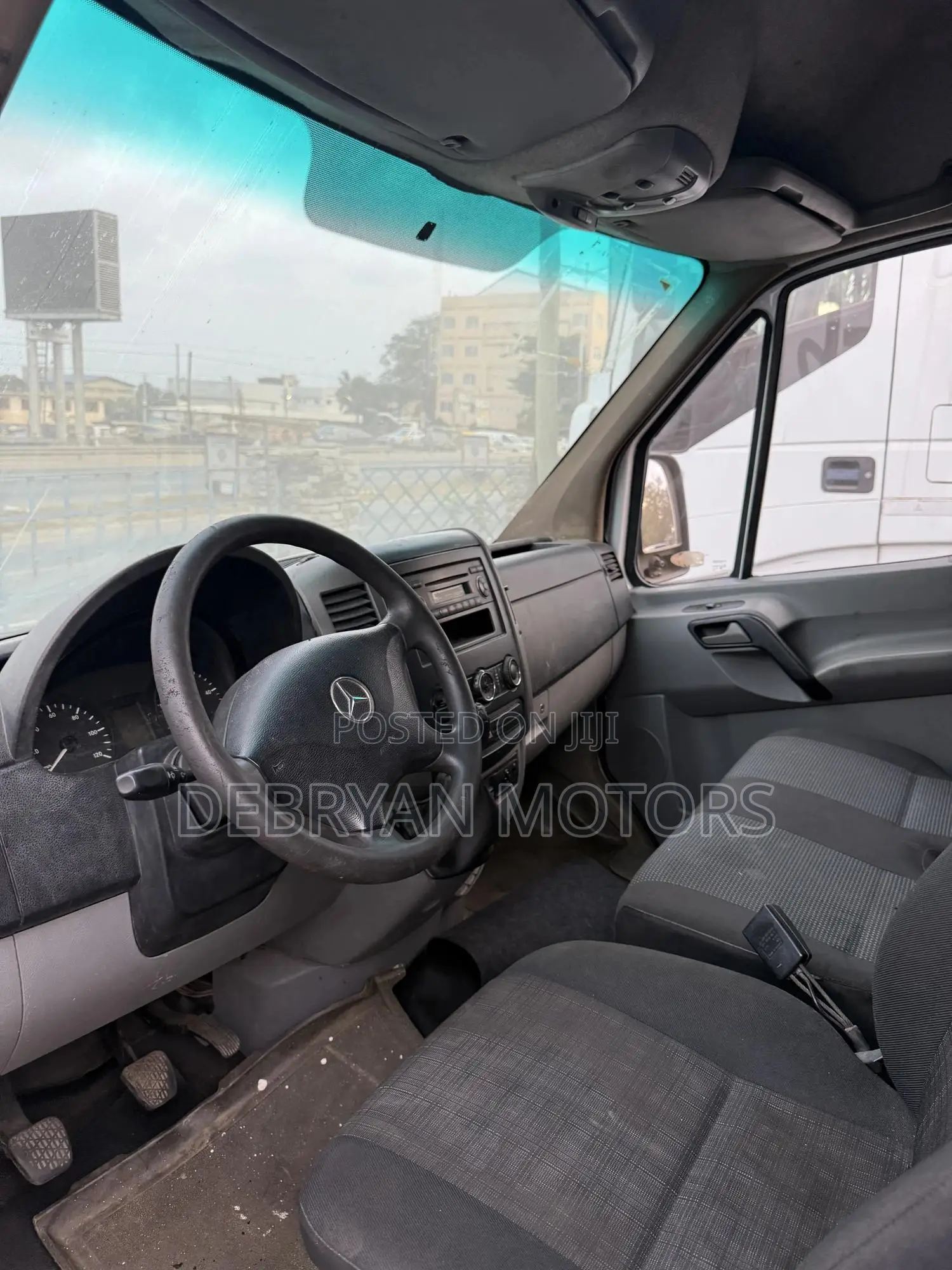 Mercedes-Benz Sprinter 2015 White