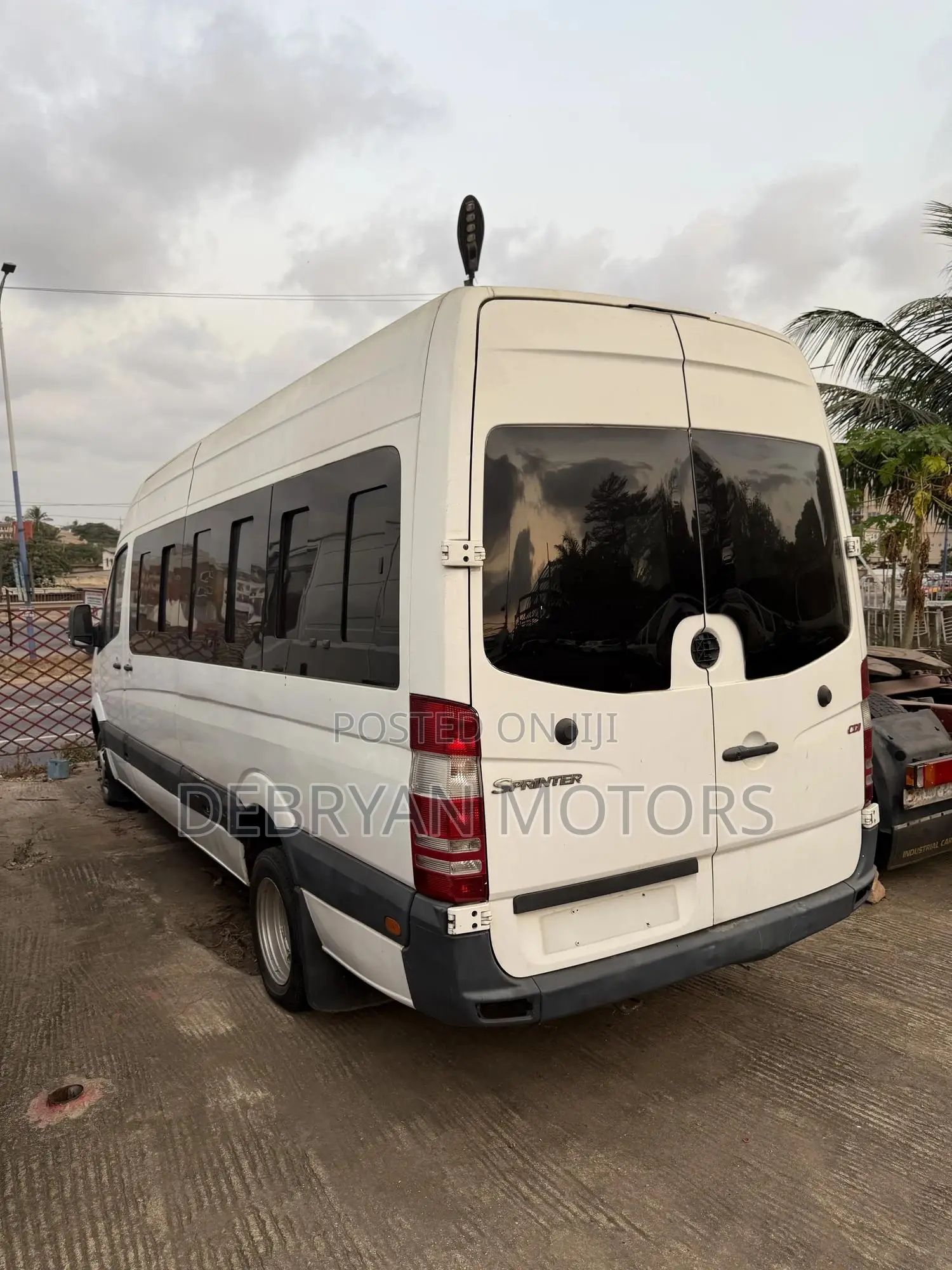 Mercedes-Benz Sprinter 2015 White