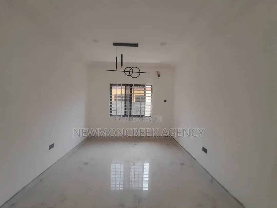 4bdrm Duplex in East Legon Annex, Accra Metropolitan for sale