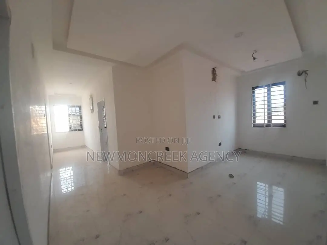 4bdrm Duplex in East Legon Annex, Accra Metropolitan for sale