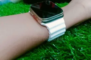 T800 Ultra Bluetooth Series 8 Smart Watch - White