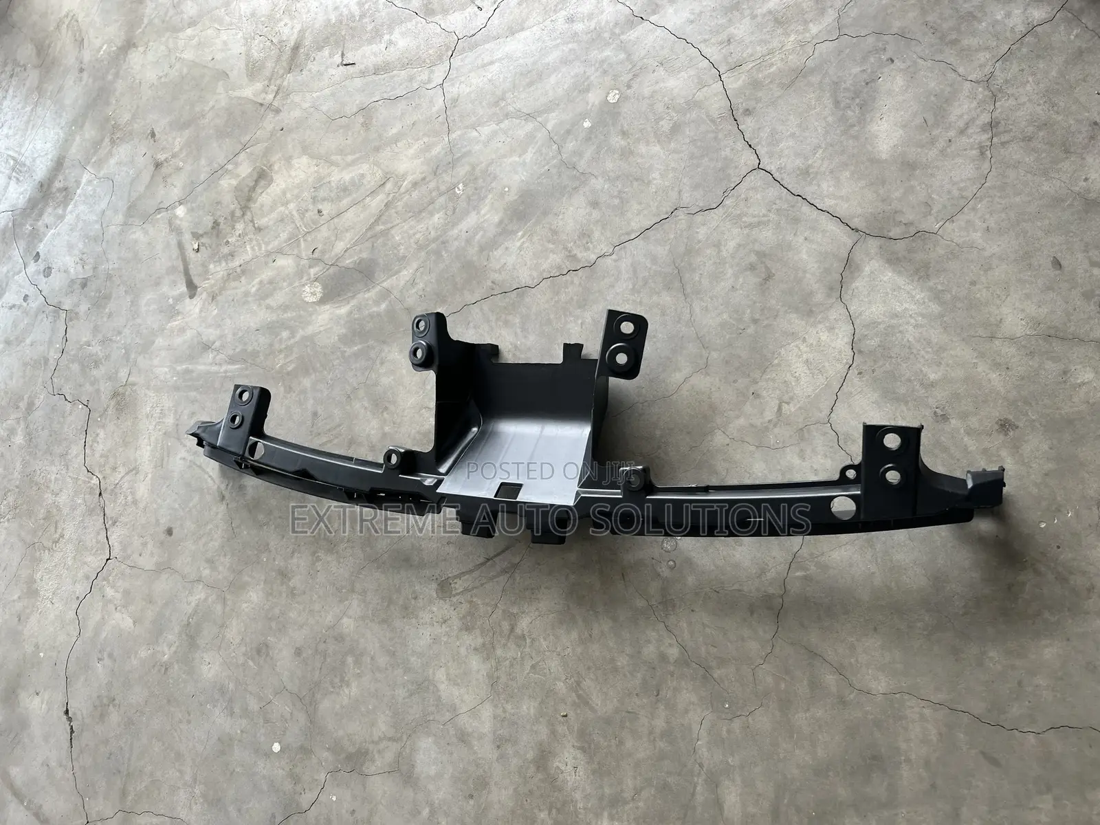 Honda Crv Grille Mounting Bracket Oem#71127tlaa00 2017-2019